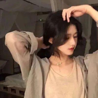 橱窗里的兔子先生